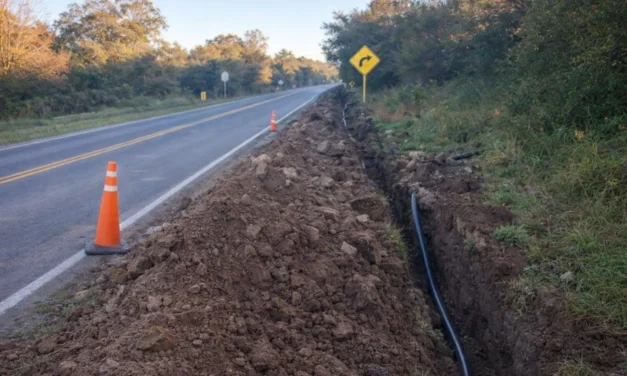 Avanza la obra de fibra óptica sobre la Ruta E56: recomiendan circular con precaución